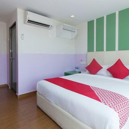 Oyo 419 City Boutique Hotel Bangi Esterno foto
