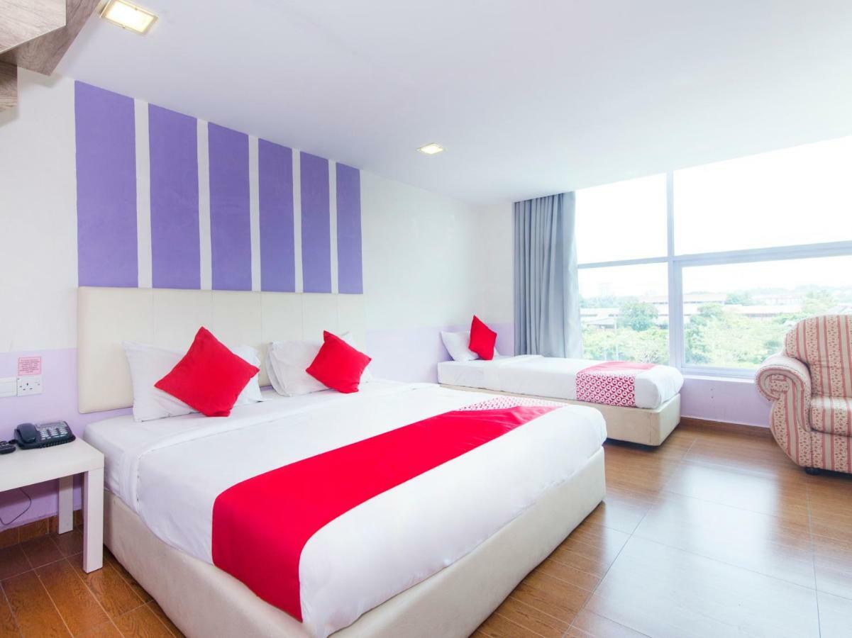 Oyo 419 City Boutique Hotel Bangi Esterno foto
