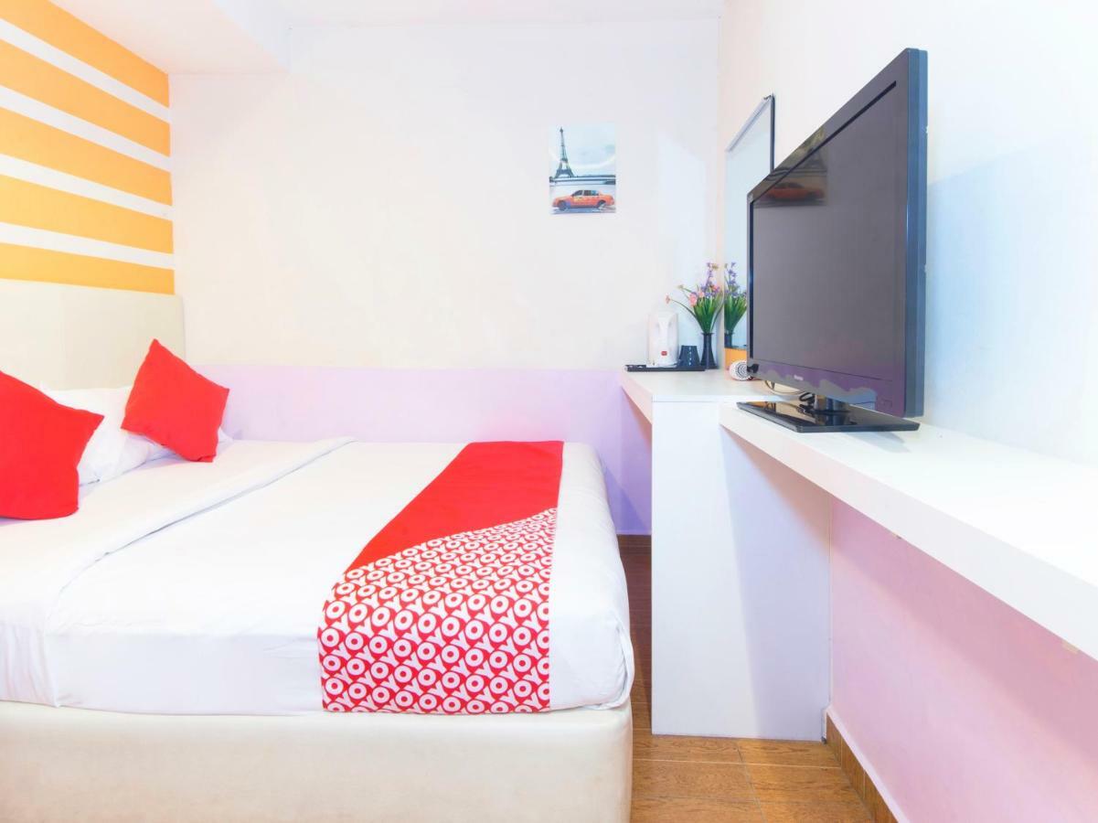 Oyo 419 City Boutique Hotel Bangi Esterno foto
