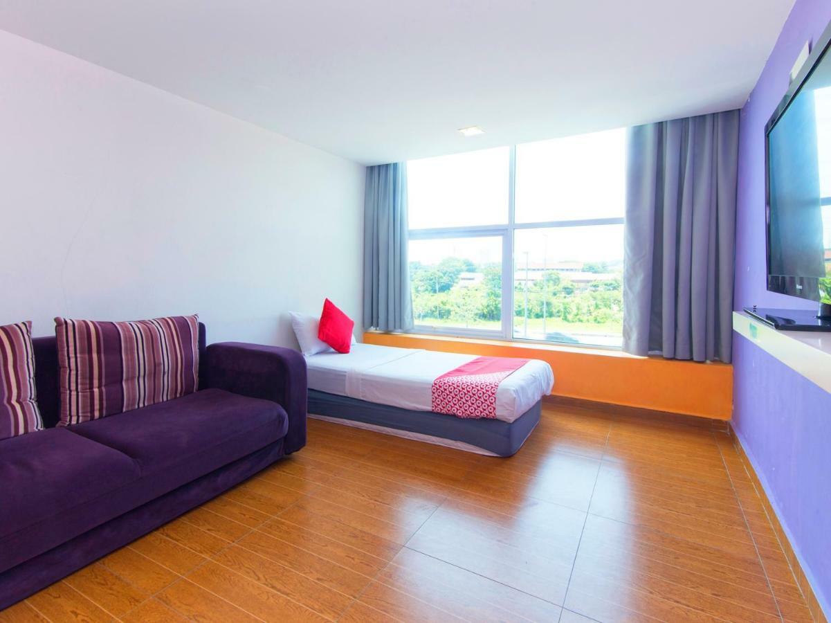 Oyo 419 City Boutique Hotel Bangi Esterno foto