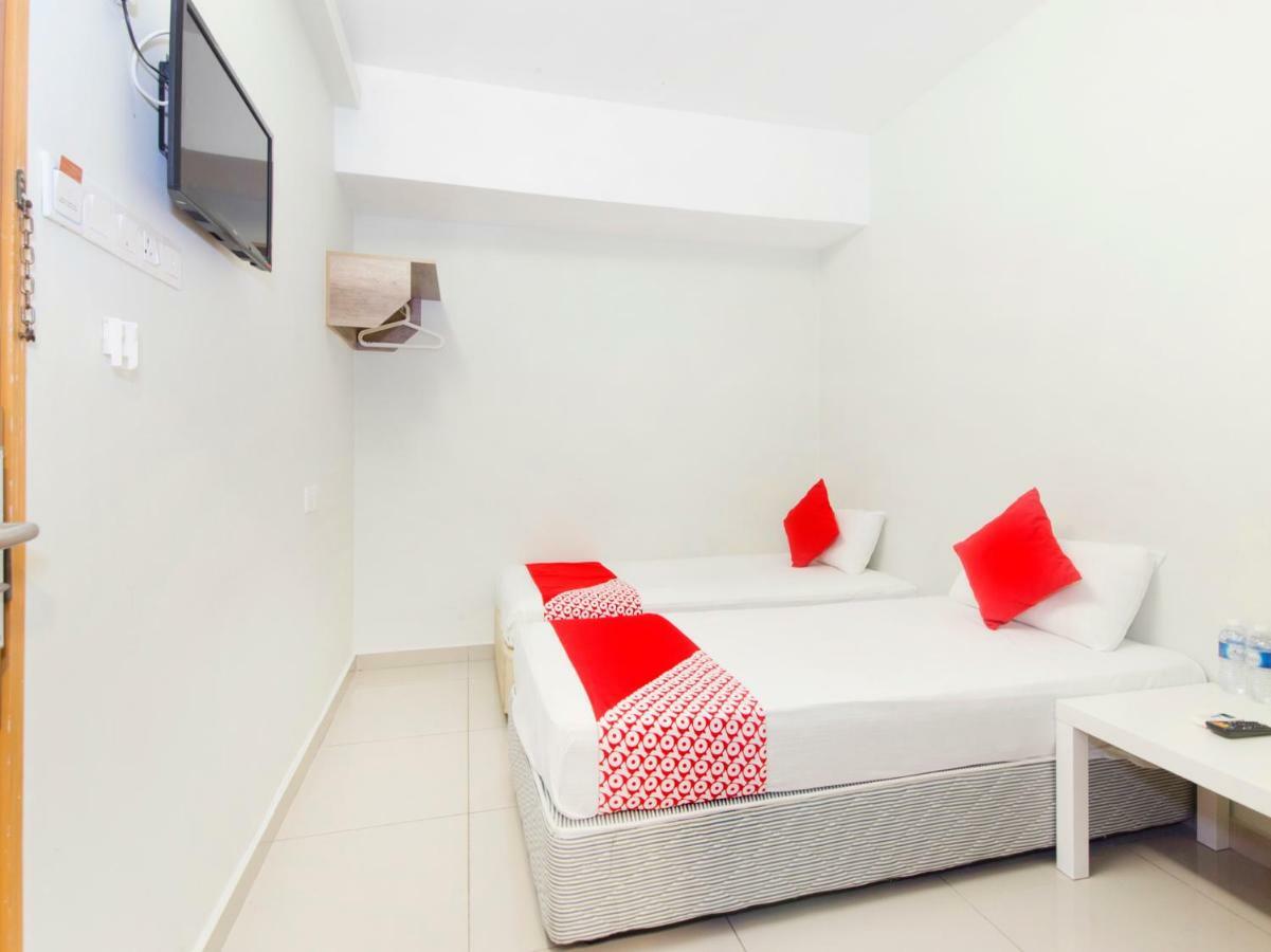 Oyo 419 City Boutique Hotel Bangi Esterno foto