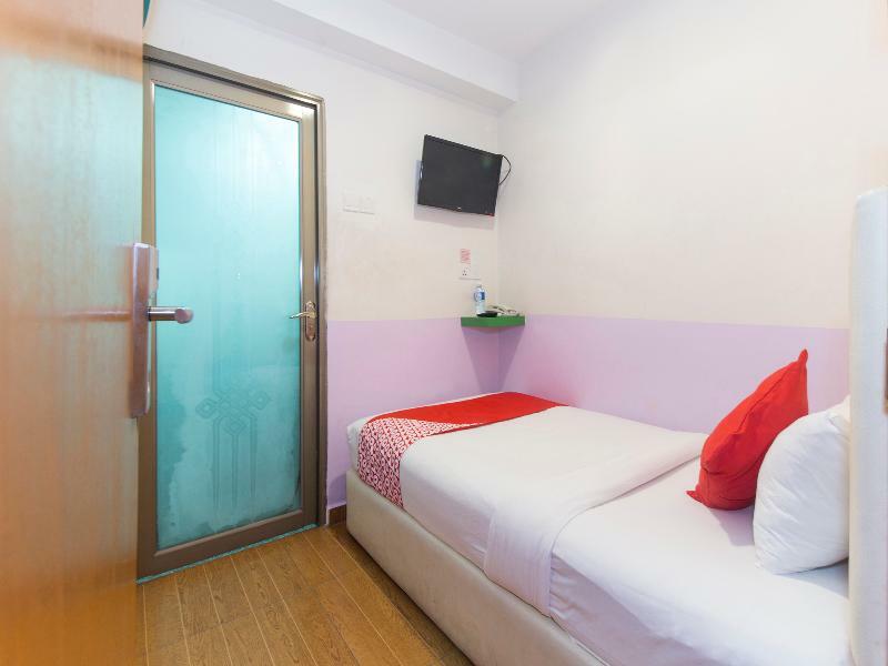 Oyo 419 City Boutique Hotel Bangi Esterno foto