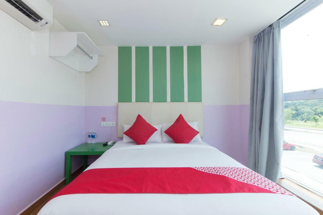 Oyo 419 City Boutique Hotel Bangi Esterno foto