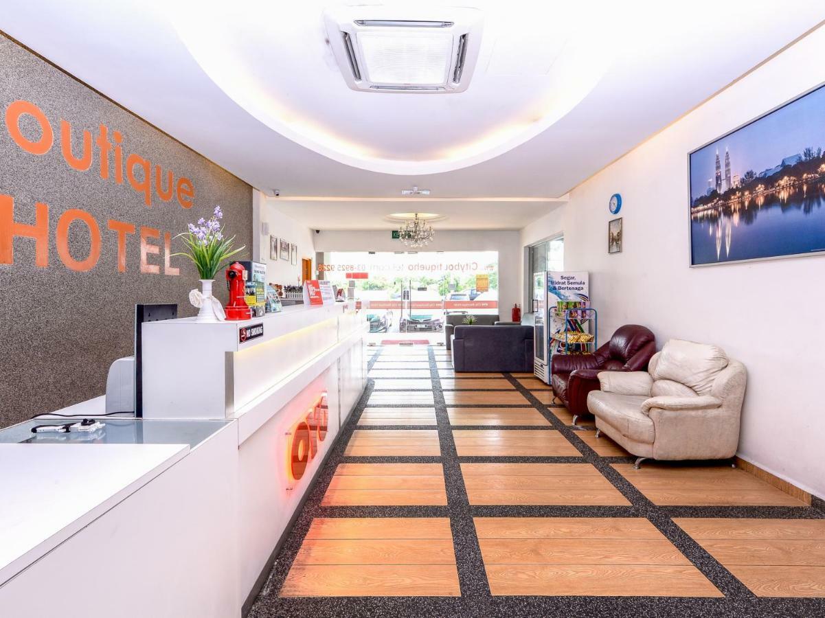 Oyo 419 City Boutique Hotel Bangi Esterno foto